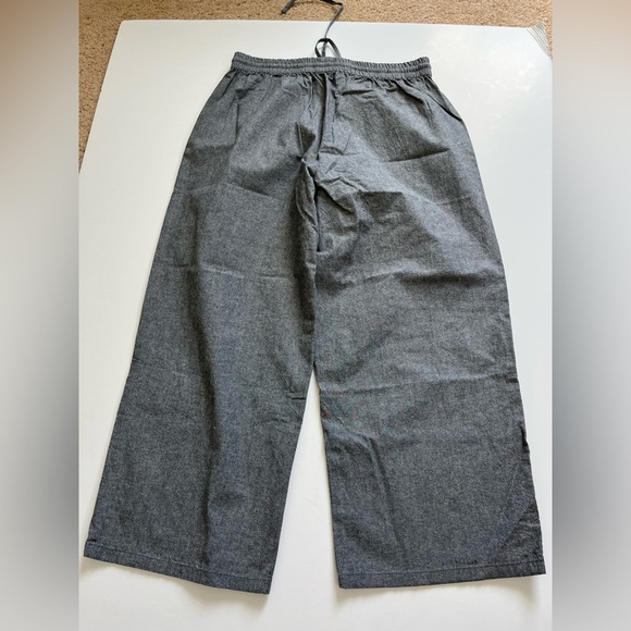 O.N.S. ONS One Nice Shop Cropped Pants Cotton Gray Size Large - Picture 2 of 9